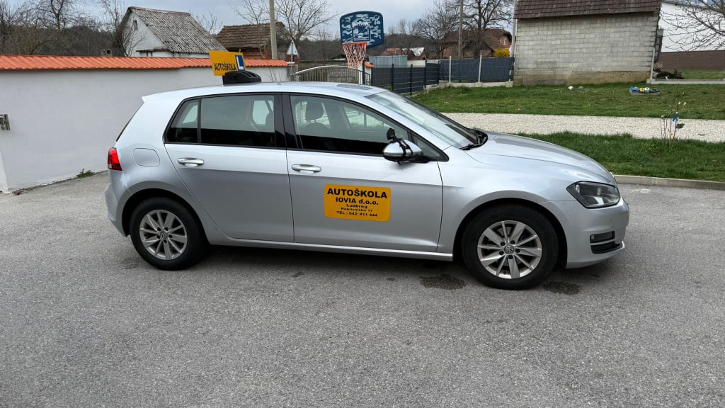 VW GOLF 8 FL 2.0 TDI